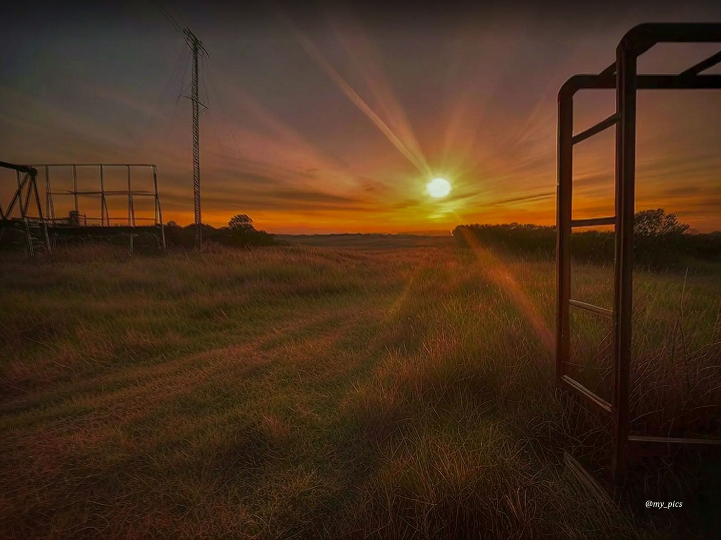 Sunset and sunrays