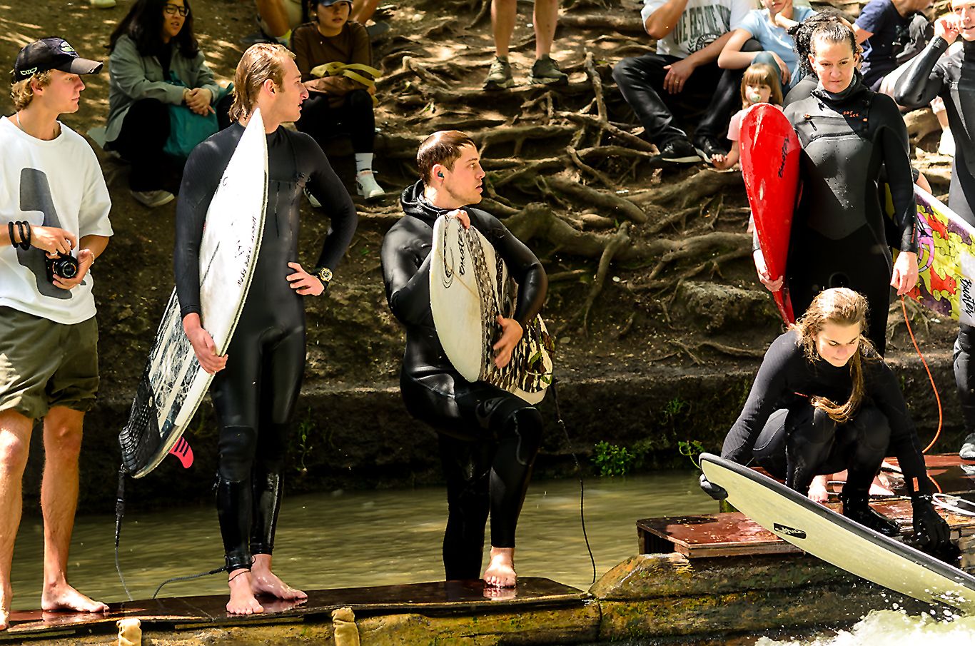 Surfer an der Eisbachwelle